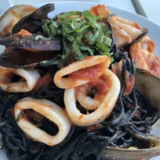 SQUID INK FRUTTI DI MARE