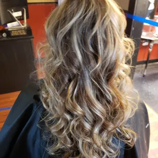 pale ash blonde highlites