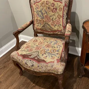 19th CENTURY MAGNIFICENTLY CARVED WITH NEEDLE POINT COVERING DEALER 122 OLD WORLD FINE ANTIQUES