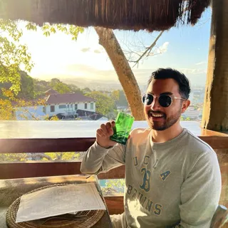 Cesar C.