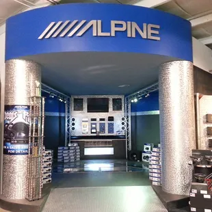 Metro's Alpine car audio demo