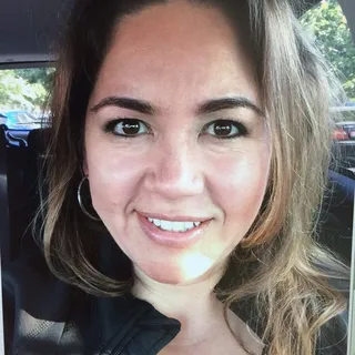 Ana C.