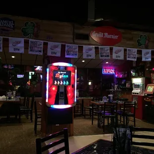 The lounge/overflow area.