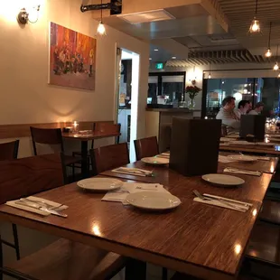 sushi and sashimi, interior