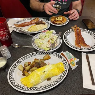 Omelette and two egg breakfast. (And Dallas' own Tull Rea)