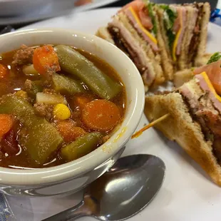 Vegetable soup and club sandwich