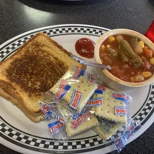 Grilled cheese n veggie soup