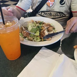 CHICKEN CAESAR SALAD