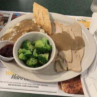 MASH POTATOES & GRAVY