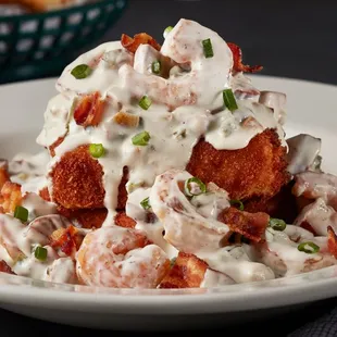 food, chicken wings and fried chicken