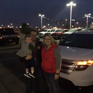 Purchasing our 1st Ford Explorer from Ellsworth at Metro Ford in OKC.