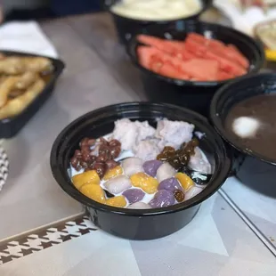 Grass Jelly Taro Balls