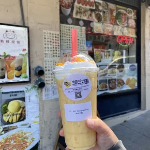 Mango Pomelo Sago (can be shared between 2 people)