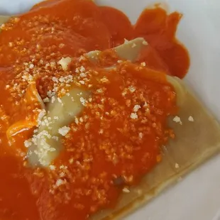 Skimpy trumpet mushroom and ricotta raviolo that was totally underwhelming!