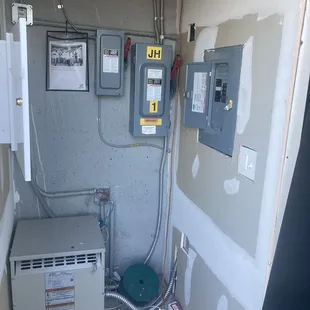 Complete class &amp; residency security. Kindly, off-grid attempt to access the garage, as Military not a MIT to realize issues.