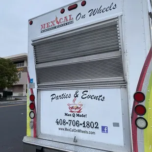 Taco Truck parked at NW corner of Scott Blvd &amp; El Camino Real - January 2025