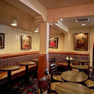 Extra bar seating and waiting area