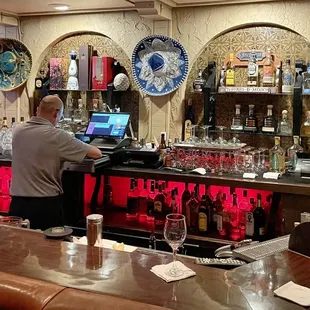 Bar