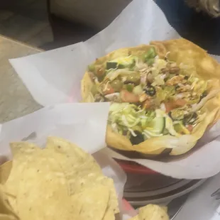 Taco salad with fresh chips