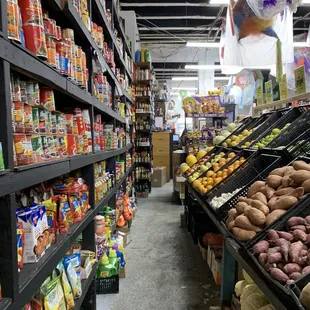 a grocery store aisle