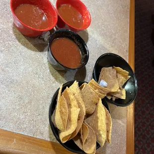 Chips that taste awful, oily and burnt. My drink I ordered from their "the rock" special and just don't do it.