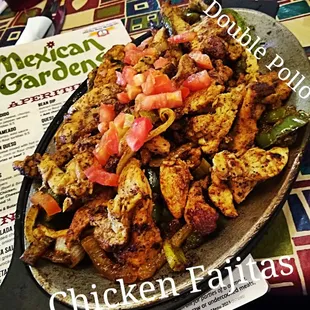 food, chicken wings and fried chicken