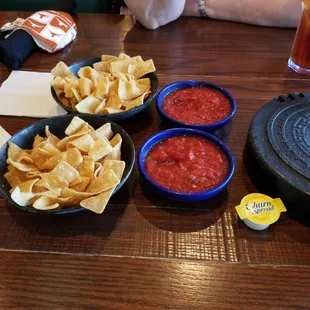 Salsa and chips