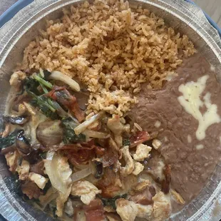 Pollo Jalisco Also comes with tortillas