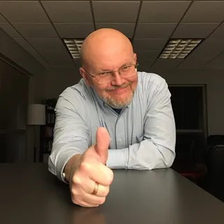 Chris W.