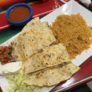 QUESADILLA REGULAR
