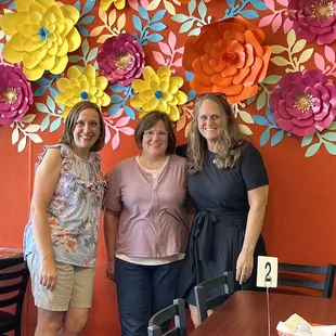 ramen and noodles, interior