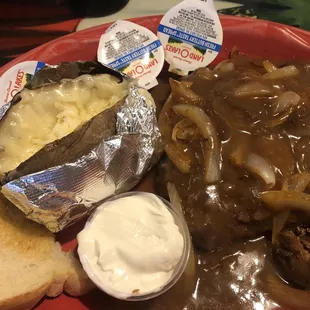 Hamburger steak with baked t
