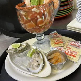 Campechana Mixto W/ Oysters