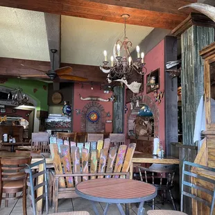 Ancient and beefy decor