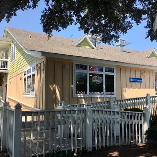 Outside of restaurant - in Timbuck II shopping village across street from Brew Thru