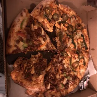 Marinated pork and chicken pizza