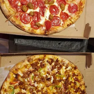Came back to try the Al Pastor pizza and created our own pepperoni and sausage pizza