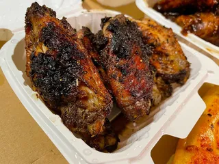 Tommie’s Pizza