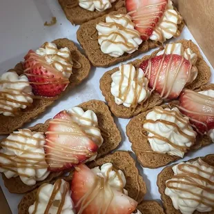 specials dessert  order, home made biscoff cream bites.