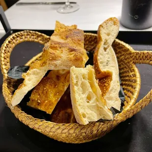 Amazing bread with a delicious lemon herb dip. Best of all, it's free