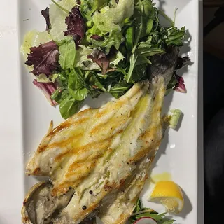 WHOLE SEABASS