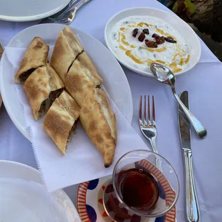 BAFRA PIDE APPETIZER