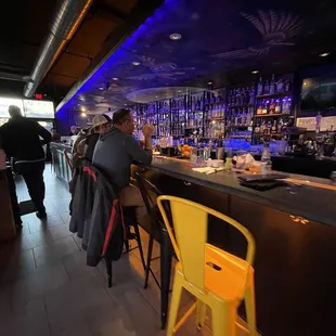 sushi and sashimi, interior