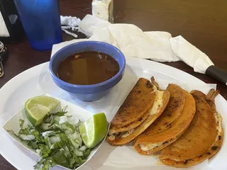 Mi Lindo puebla Mexican Restaurant & Store