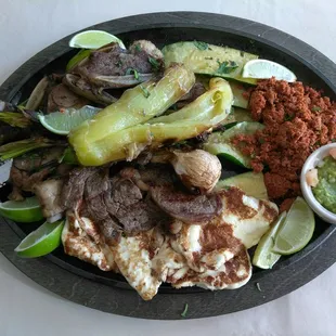 This parrillada is delicious...