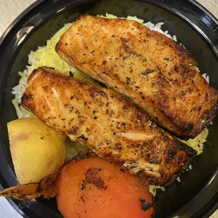 Salmon bowl