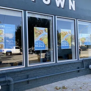 the front of a downtown restaurant