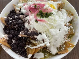 Con Huevos