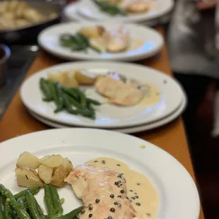 Salmone Dolores.