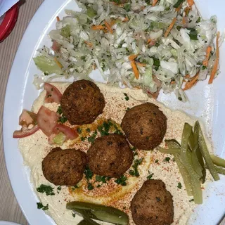 Hummus Plate With Falafel